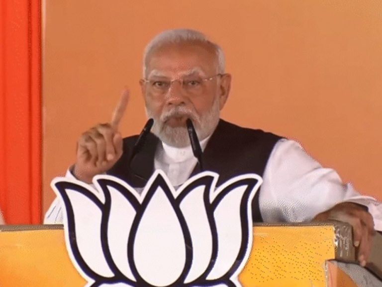 मोदी बोले- 8 साल पहले आज ही सर्जिकल स्ट्राइक हुई: कांग्रेस सबूत मांगती है; इनके समय गोलीबारी के जवाब में सफेद झंडा दिखाते थे