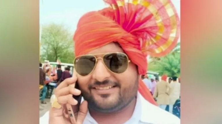 उत्तर प्रदेश: महोबा में सड़क हादसे में घायल बीजेपी नेता से पुलिसकर्मियों ने की लूटपाट, सस्पेंड