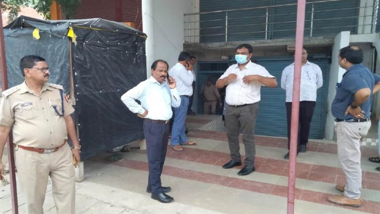 जौनपुर / शाहगंज: प्रसूता की मौत पर परिजनों का हंगामा