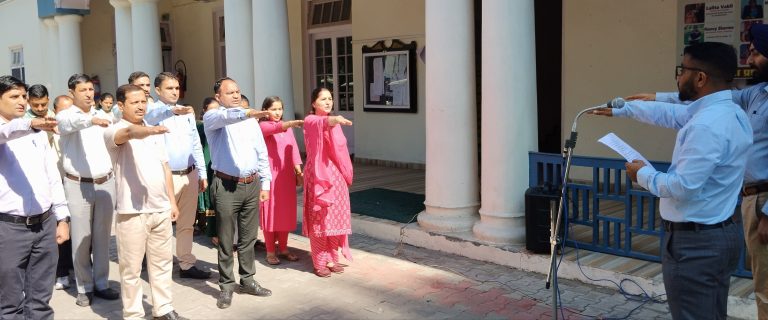 अमित मैहरा ने विश्व मानक दिवस के अवसर पर दिलाई शपथ