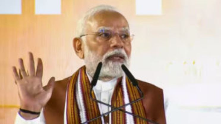 ‘हिंदू समाज में आग लगाए रखना चाहती है कांग्रेस, हर चुनाव में अपनाती है यही फार्मूला’, गरजे पीएम मोदी
