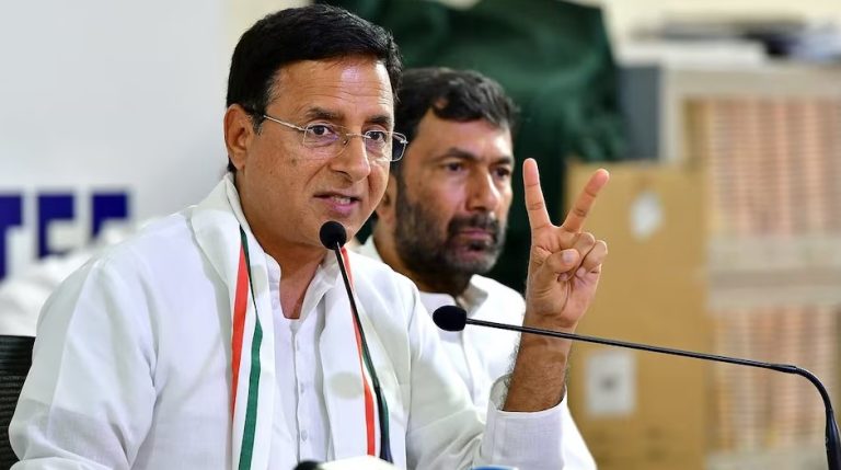 हरियाणा विधानसभा चुनाव 2024: कैथल में वोट डालने पहुंचे रणदीप सुरजेवाला, कांग्रेस के सीएम चेहरे पर दिया बयान