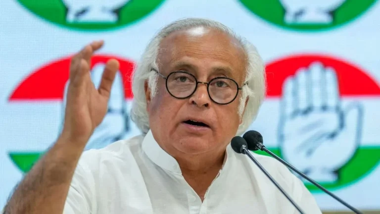 चुनाव आयोग का सख्त कदम: भाजपा और कांग्रेस से शिकायतों पर जवाब तलब