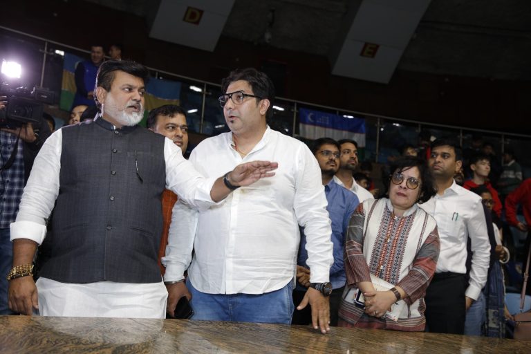 छत्रपती शिवाजी महाराज साहित्य नगरी तालकटोरा स्टेडियमची मराठी भाषा मंत्री उदय सामंत यांच्याकडून पाहणी