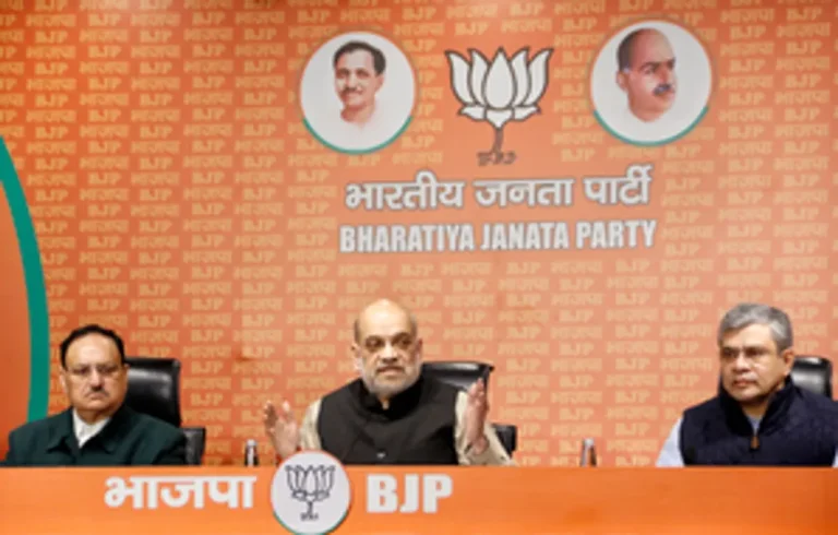 बजट 2025 : अमित शाह, नड्डा और गडकरी ने की बजट की तारीफ, कहा- ‘यह आत्मनिर्भर भारत का रोडमैप’