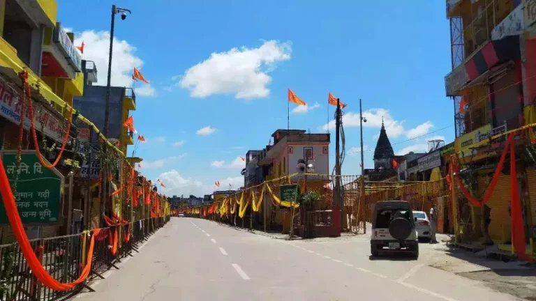 प्रयागराज से काशी-अयोध्या जाने वाले श्रद्धालुओं के लिए यातायात व्यवस्था मजबूत