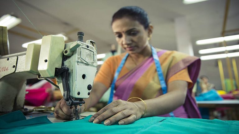 78 प्रतिशत ‘भारतीय नियोक्ता’ इस साल ब्लू-कॉलर जॉब्स में ज्यादा महिलाओं को करेंगे नियुक्त