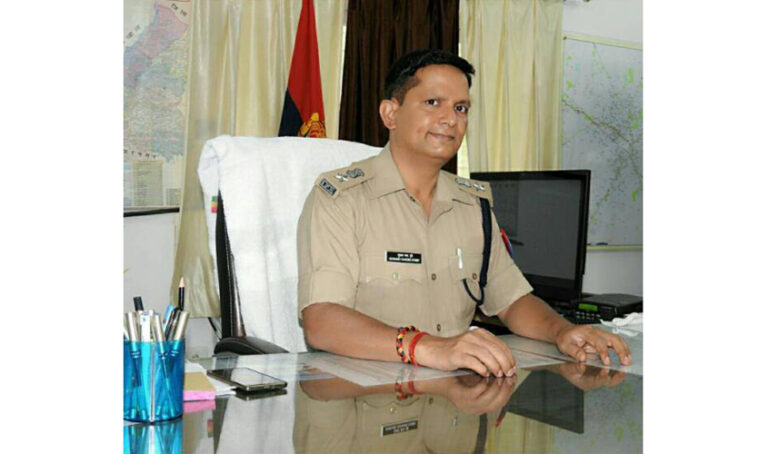 सहारनपुर में एसएसपी की बड़ी कार्रवाई