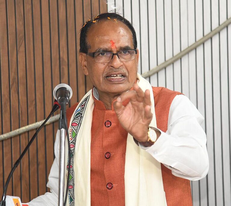 बाबा बर्फानी के भक्तों को शिवराज सिंह ने दीं शुभकामनाएं, बोले ‘अमरनाथ यात्रा सनातन संस्कृति का प्रतीक’