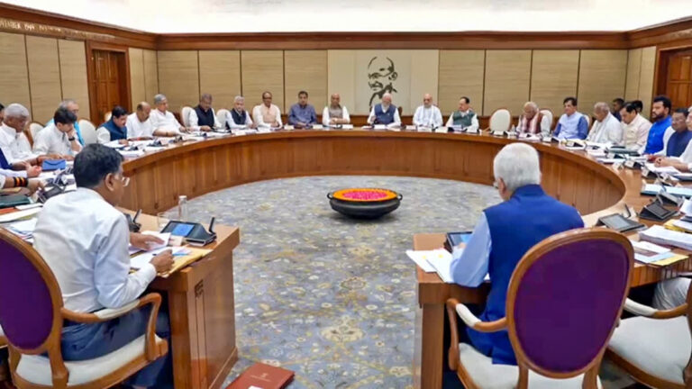 कैबिनेट ने छह राज्यों के 13 जिलों को कवर करने वाली चार मल्टीट्रैकिंग परियोजनाओं को दी मंजूरी