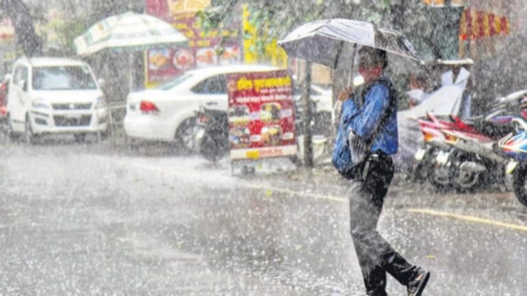 आईएमडी ने महाराष्ट्र, कर्नाटक और मध्य प्रदेश समेत कई राज्यों में भारी बारिश की दी चेतावनी