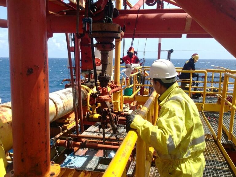 ग्लोबल पेट्रोकेमिकल सेक्टर में अग्रणी भूमिका निभाने को तैयार भारतीय कंपनियां : रिपोर्ट