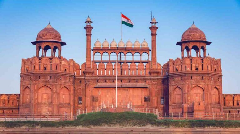 लाल किला बंद: 15 अगस्त तक पर्यटकों की एंट्री पर रोक, स्वतंत्रता दिवस की तैयारियां तेज